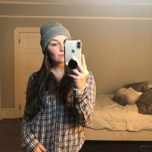 HOLLISTER PLAID BUTTON UP SHIRT - Picture 2 of 5